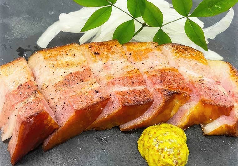 厚切りベーコン